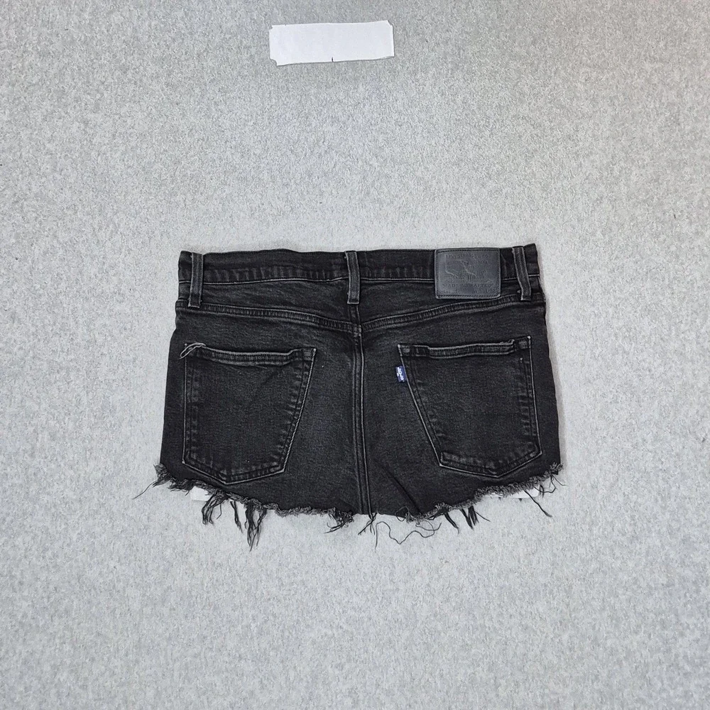 Levi's 512 Women Shorts 33 Black Denim Slim Taper Frayed 2